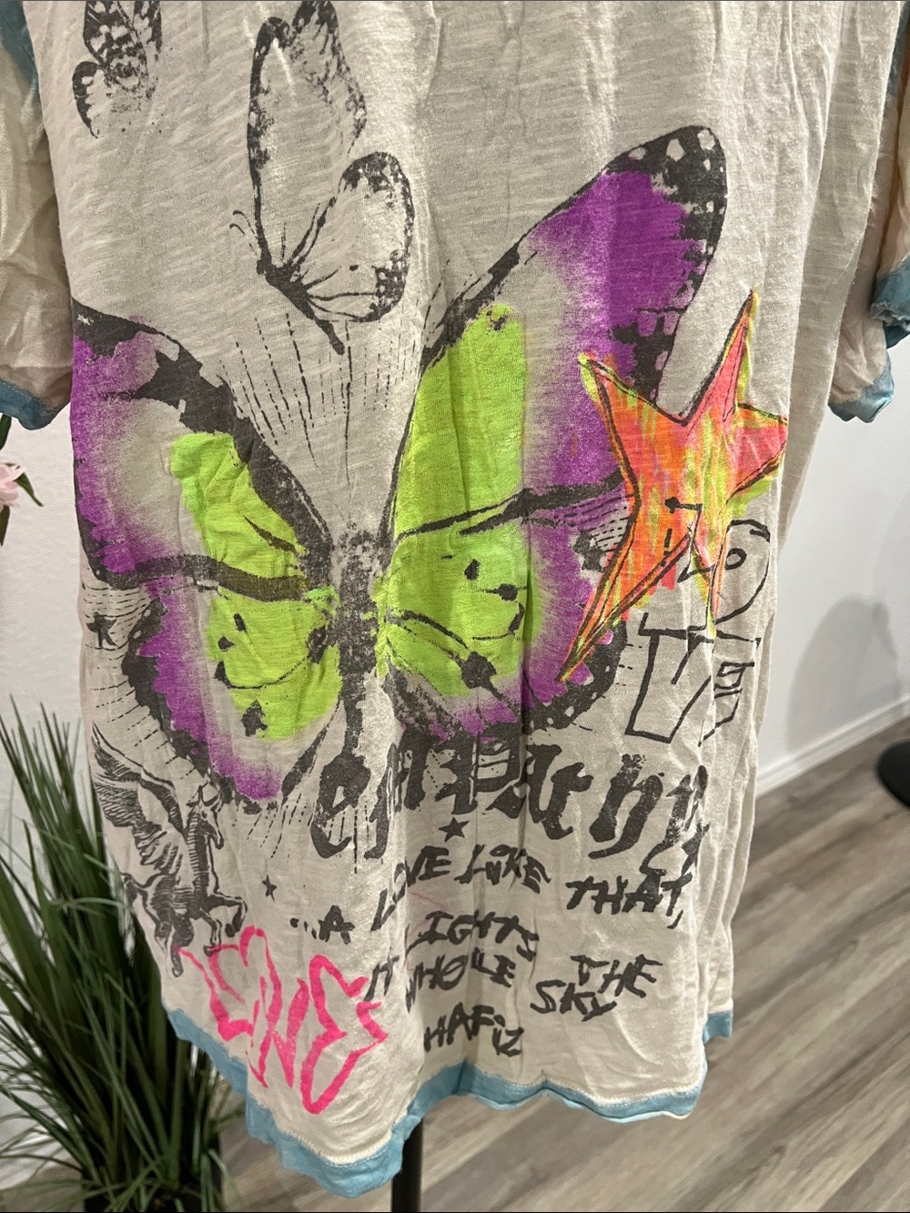 Magnolia Pearl Forever Bewildered Tee (item A33) - Picture 7 of 10